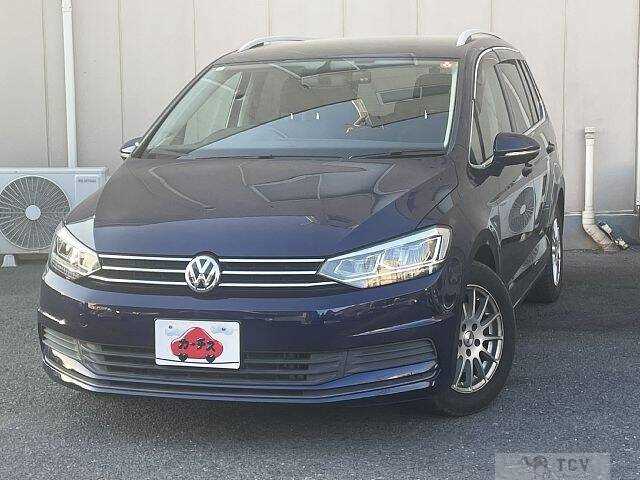 2017 Volkswagen Golf Touran