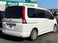 2005 Nissan Serena