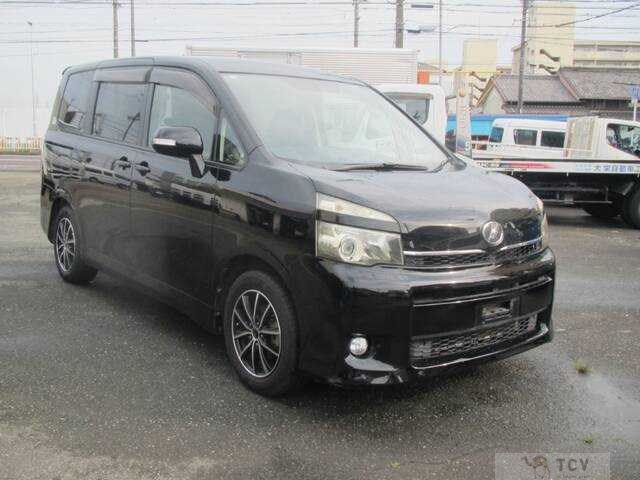 2010 Toyota Voxy