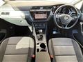 2017 Volkswagen Golf Touran