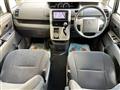2009 Toyota Noah