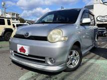 2005 Toyota Sienta