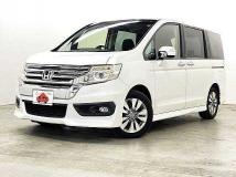 2013 Honda Step WGN