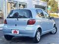 2003 Toyota Vitz