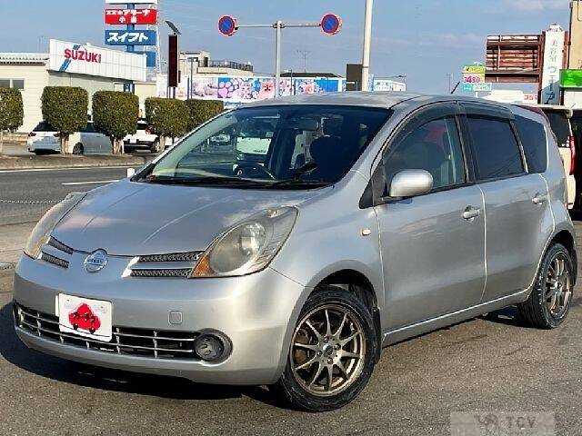2005 Nissan Note