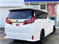 2020 Toyota Alphard Hybrid