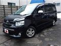 2009 Toyota Voxy