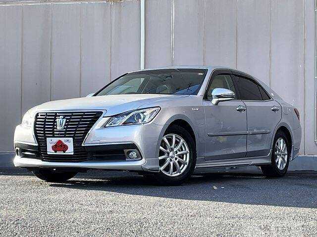 2013 Toyota Crown
