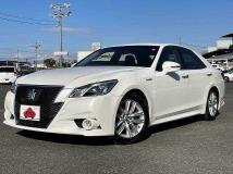 2013 Toyota Crown