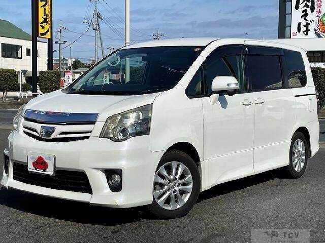 2012 Toyota Noah