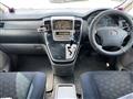 2004 Toyota Alphard