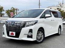 2015 Toyota Alphard Hybrid