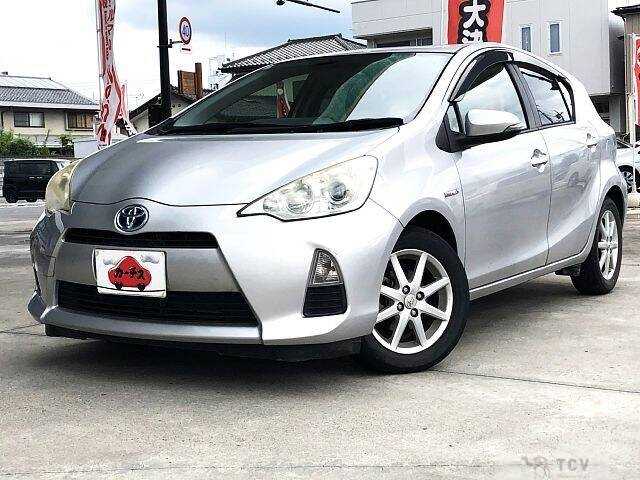 2013 Toyota AQUA