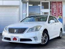 2012 Toyota Crown