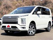 2020 Mitsubishi Delica D5
