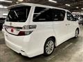 2013 Toyota Vellfire