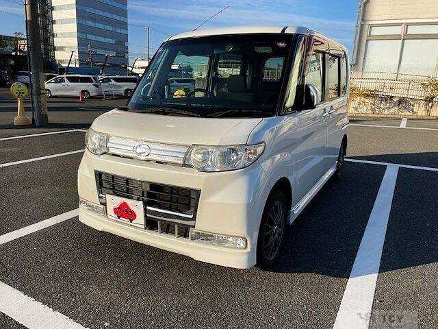 2010 Daihatsu Tanto