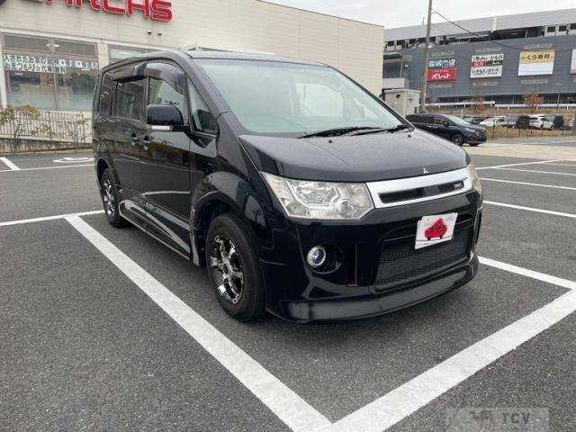 2007 Mitsubishi Delica D5
