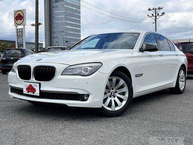 2012 BMW 7 Series