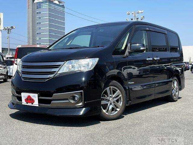 2013 Nissan Serena