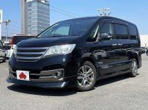 2013 Nissan Serena