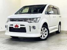 2017 Mitsubishi Delica D5
