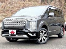 2019 Mitsubishi Delica D5