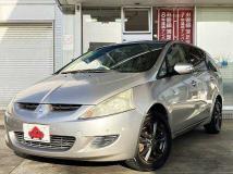 2004 Mitsubishi Grandis