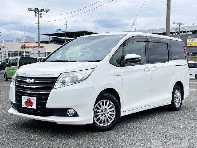 2015 Toyota Noah
