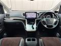 2013 Toyota Alphard