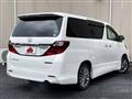 2013 Toyota Alphard