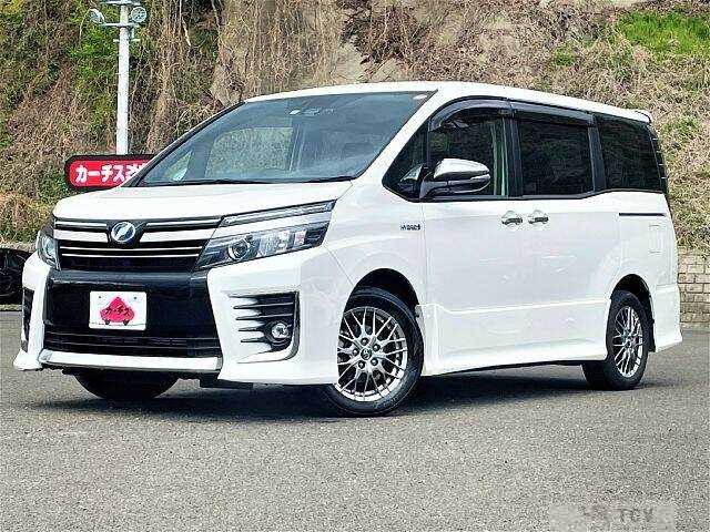 2017 Toyota Voxy