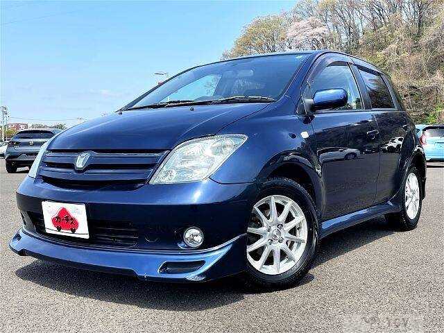 2005 Toyota IST