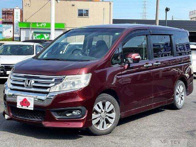 2013 Honda Step WGN