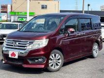 2013 Honda Step WGN