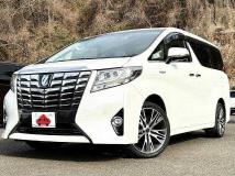 2016 Toyota Alphard Hybrid