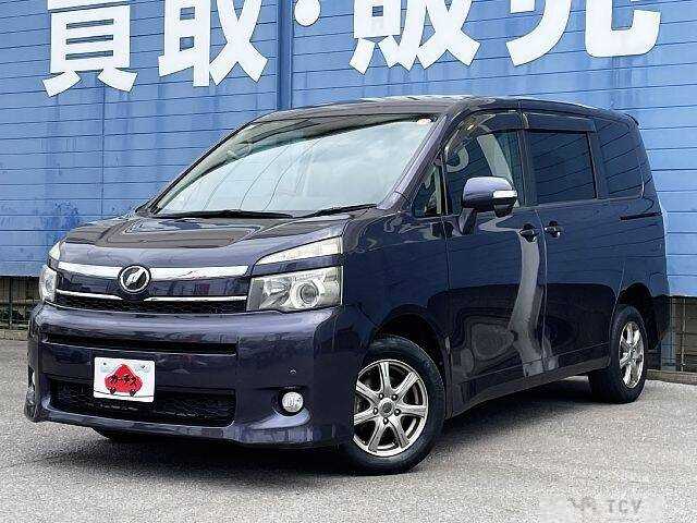 2012 Toyota Voxy