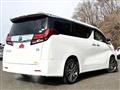 2016 Toyota Alphard Hybrid