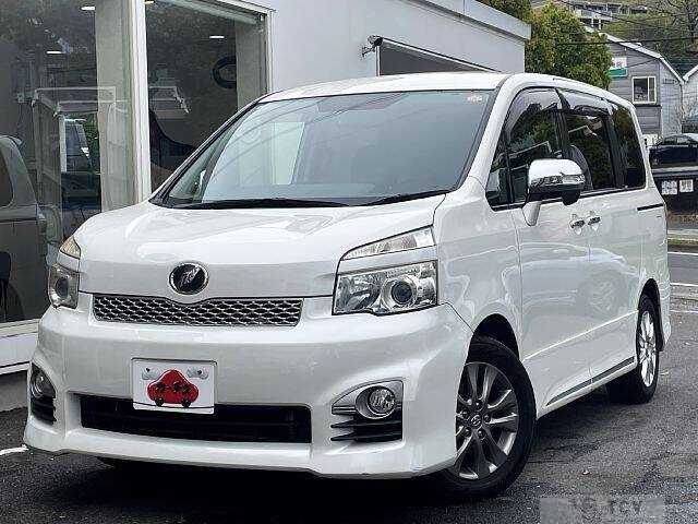 2012 Toyota Voxy