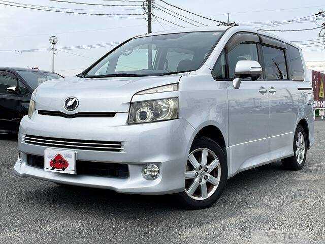 2007 Toyota Voxy