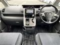 2007 Toyota Voxy