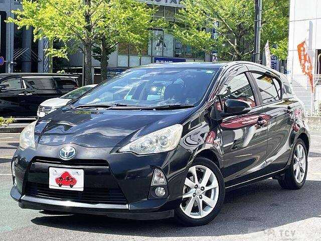 2013 Toyota AQUA