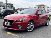 2015 Mazda Axela