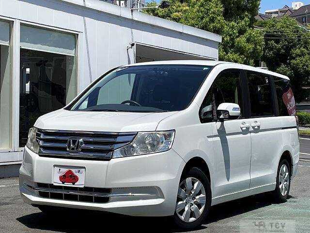 2013 Honda Step WGN