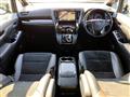 2017 Toyota Alphard