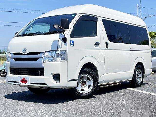 2016 Toyota Regius Van