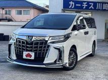 2020 Toyota Alphard Hybrid