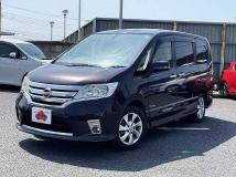 2013 Nissan Serena