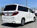 2013 Toyota Alphard