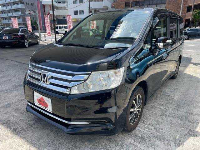2014 Honda Step WGN
